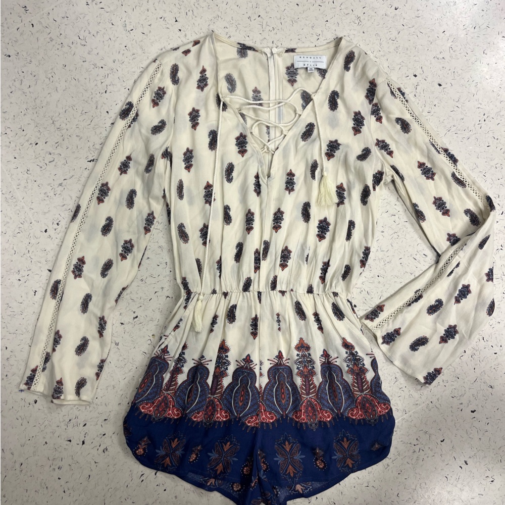 Size XS Kendall & Kylie‎ Romper